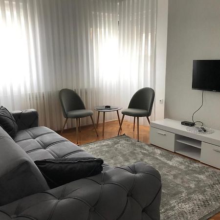 Apartamento Stan Na Dan Novi Pazar Exterior foto