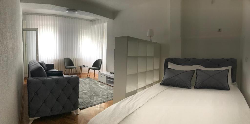 Apartamento Stan Na Dan Novi Pazar Exterior foto